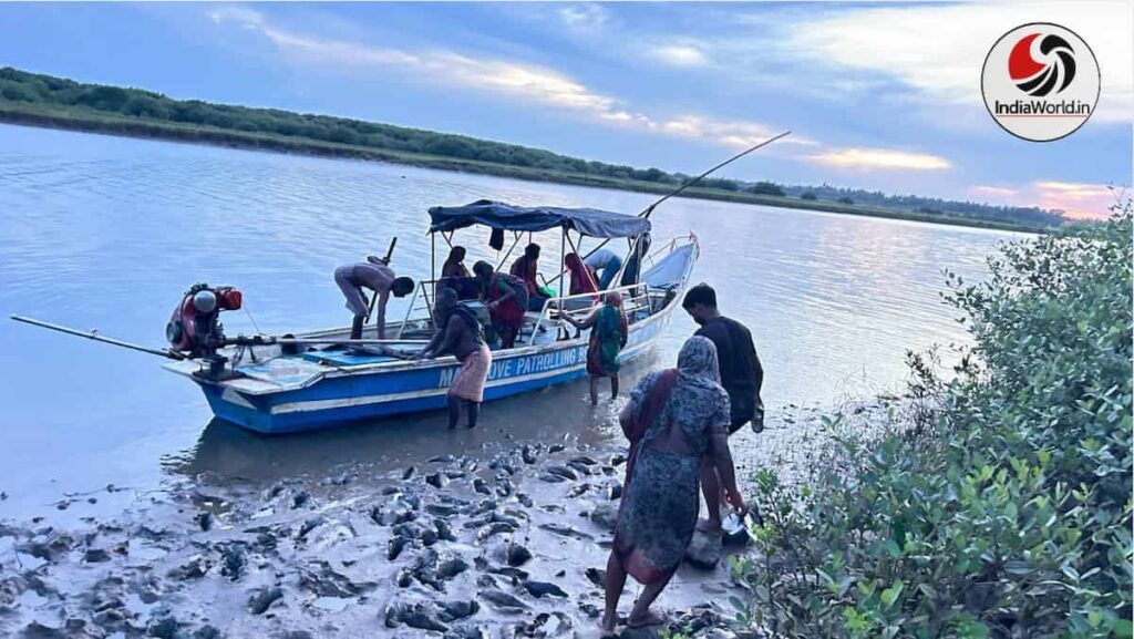 IndiaWorld IndiaWorld Cyclone Montha Weakens Cyclone Montha Weakens
