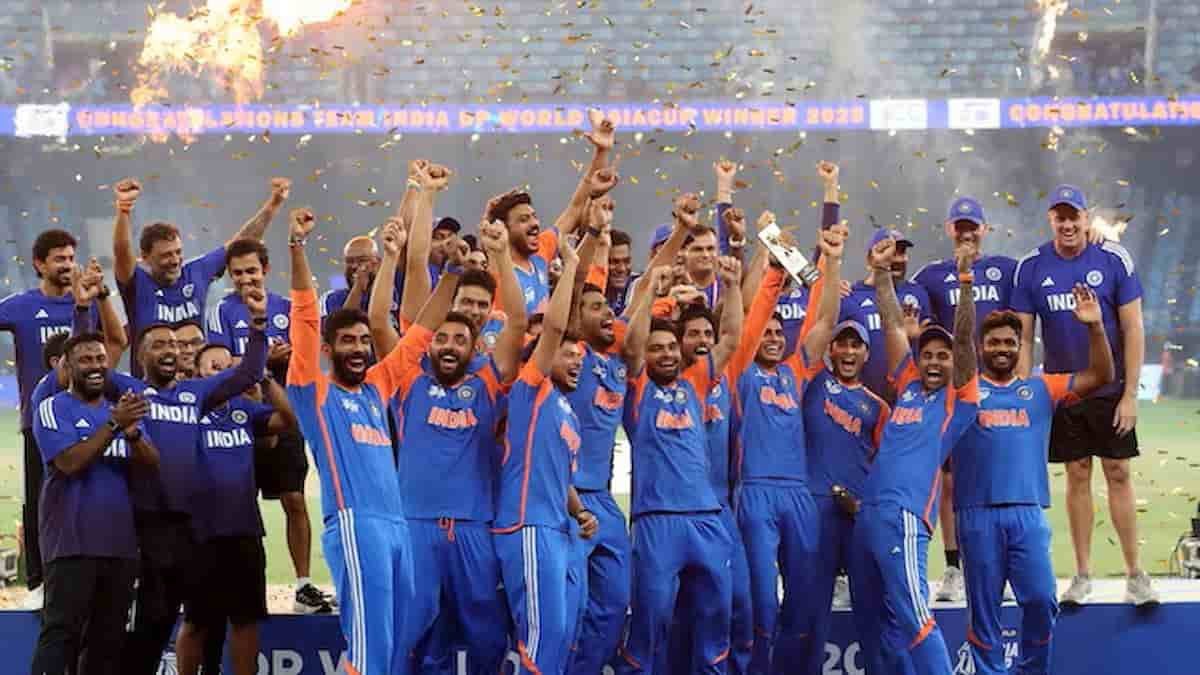 IndiaWorld IndiaWorld why india didn't collect trophy why india didn't collect trophy
